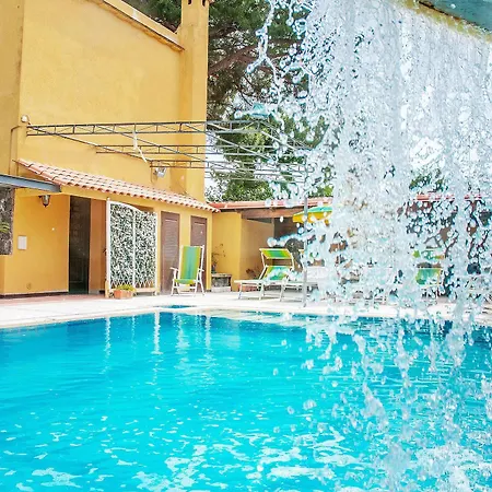 Hotel Annabelle Isquia